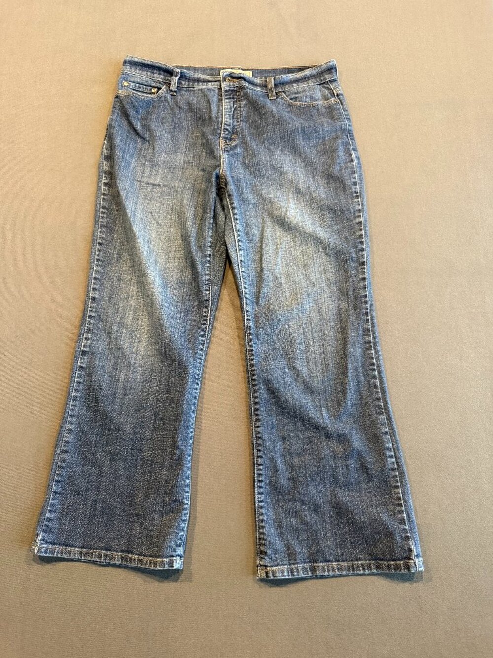 Levi’s 512 Perfectly Slimming Bootcut Jeans Women’s Approx 18 Flap Pocket